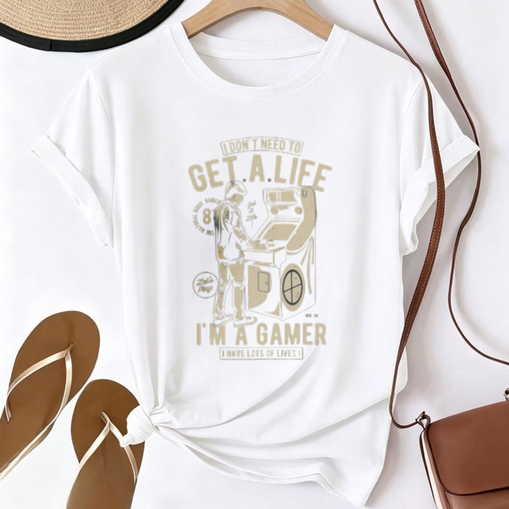 「人生を送る必要はない。私はゲーマーだ」グラフィックTシャツ - Retro Gaming Quotes のレビューと価格