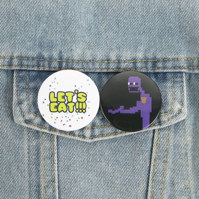 ホラーゲームの反派キャラクターのピンバッジ、紫のブローチ、「 - Retro Gaming Quotes のレビューと価格
